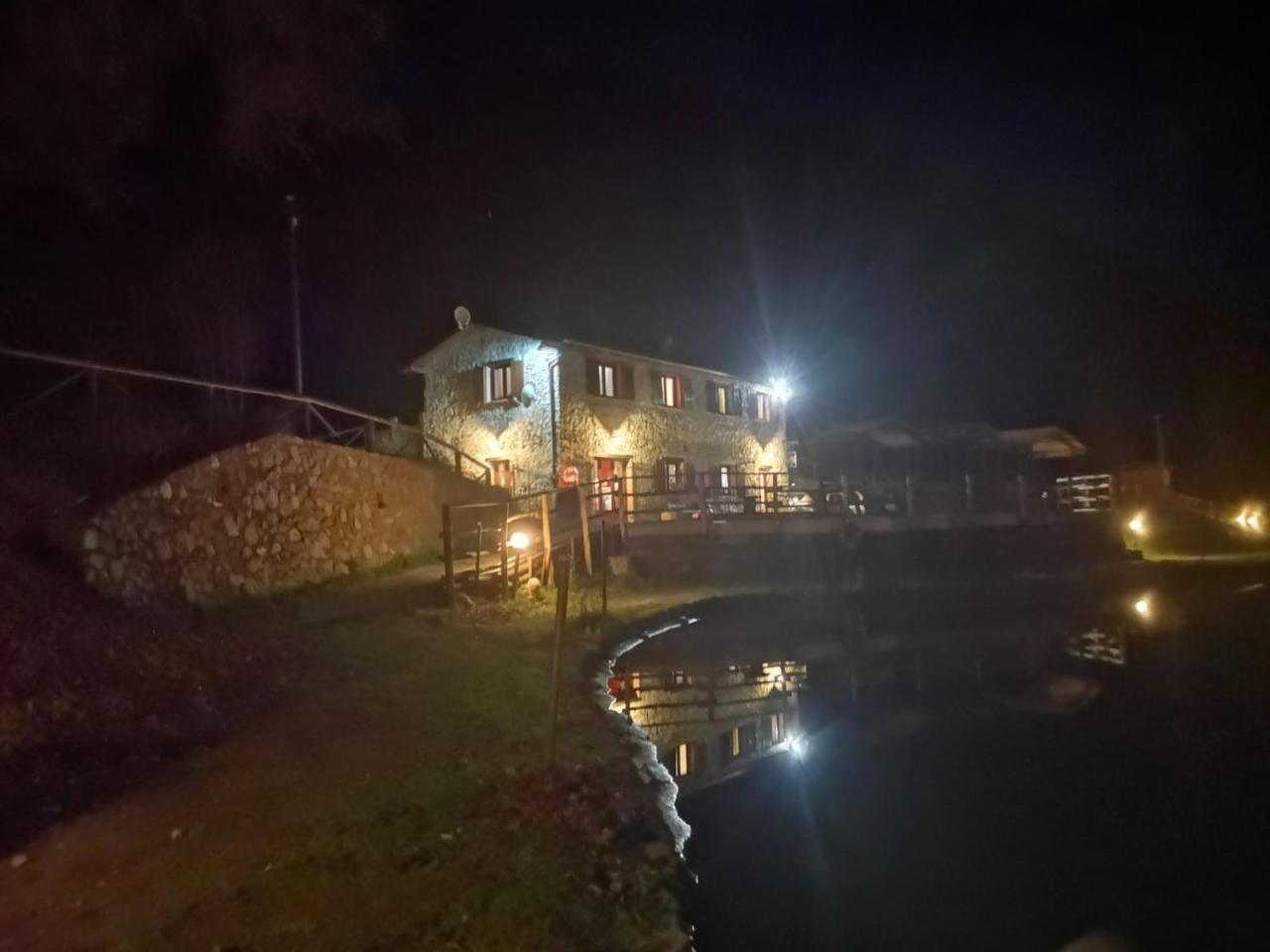 Taverna Del Dolmen Millesimo Zewnętrze zdjęcie